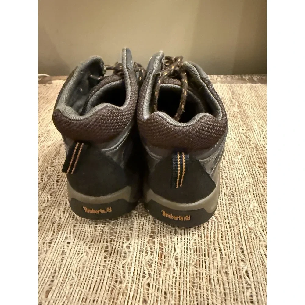 Timberland Boys Brown Mid‎ Waterproof Hiking Boots Shoes  Size 12